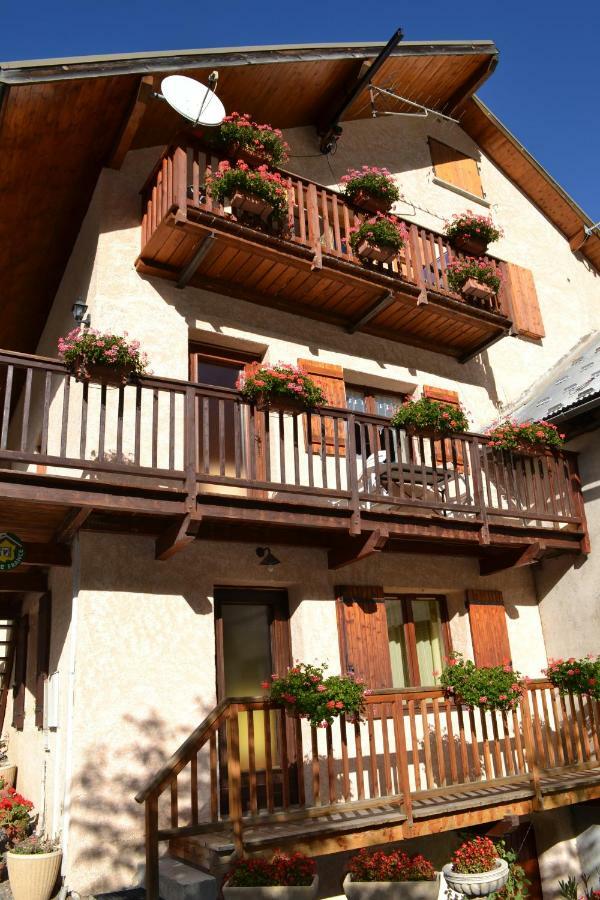 Apartament Le Balcon Fleuri Freissinieres Zewnętrze zdjęcie